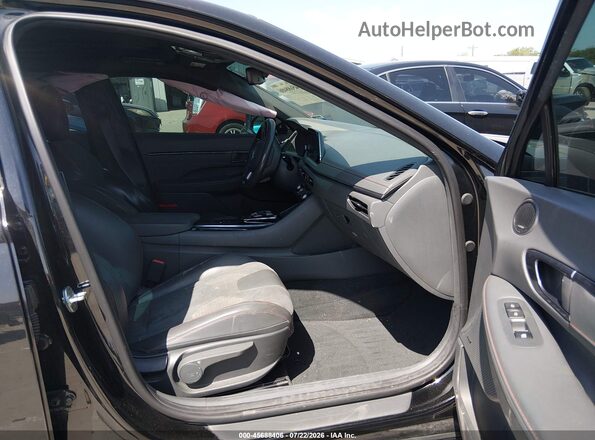 5NPEK4JC5NH146288 2022 HYUNDAI SONATA Black Front interior view