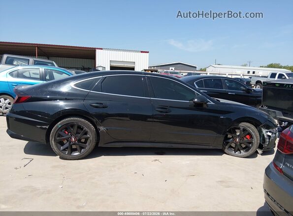 5NPEK4JC5NH146288 2022 HYUNDAI SONATA Black Rear interior view