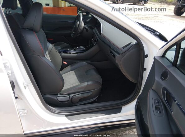 5NPEK4JC6MH131698 2021 HYUNDAI SONATA White Front interior view