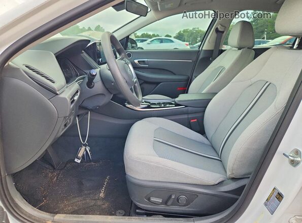 5NPEL4JA4LH028113 2020 HYUNDAI SONATA White Front interior view