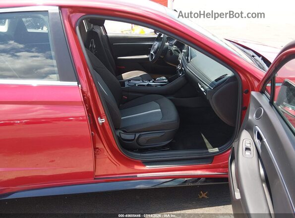 5NPEL4JA7MH096908 2021 HYUNDAI SONATA Red Вид салону спереду