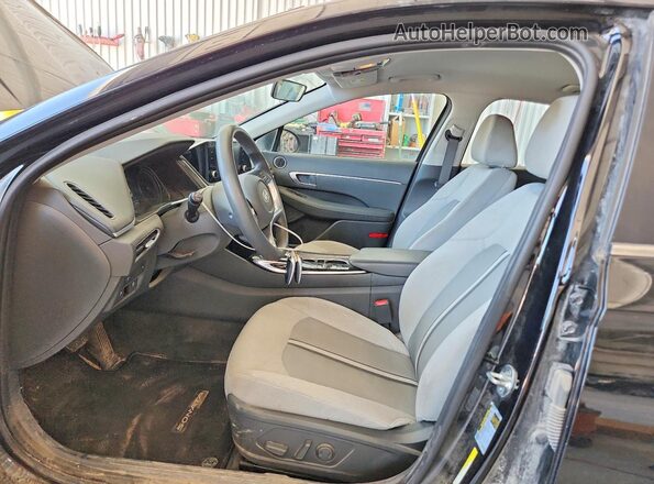 5NPEL4JA9MH107651 2021 HYUNDAI SONATA Черный Вид салона спереди