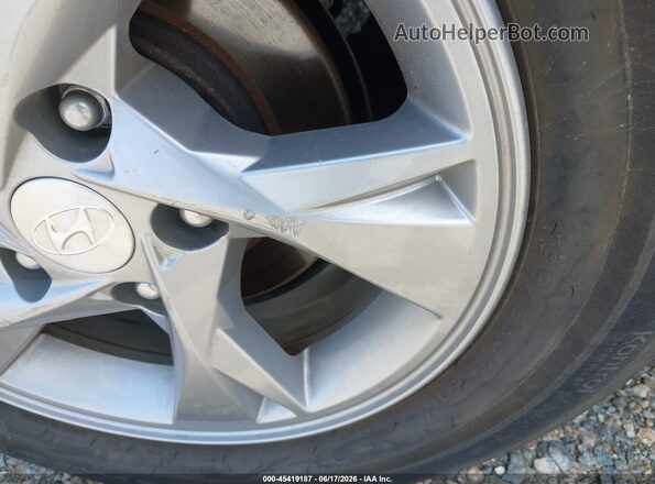 5NPLL4AG2MH046140 2021 HYUNDAI ELANTRA Silver Widok wnętrza z tyłu