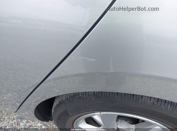 5NPLL4AG2MH046333 2021 HYUNDAI ELANTRA Серебряный Вид спереди