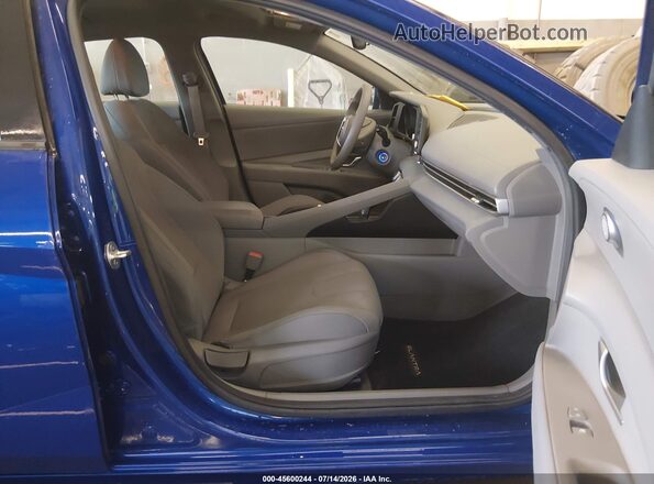 5NPLL4AG2MH046560 2021 HYUNDAI ELANTRA Blue წინა სალონის ხედი