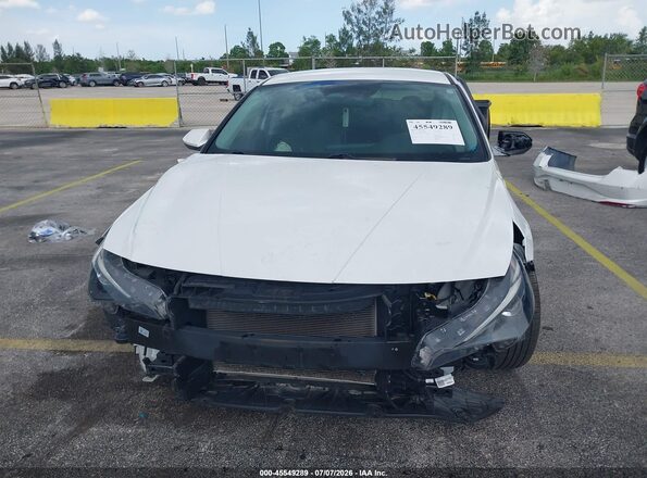 5NPLL4AG2PH102226 2023 HYUNDAI ELANTRA White Dashboard view