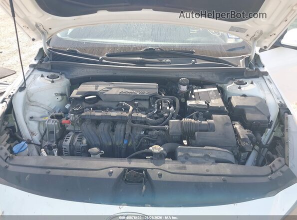 5NPLL4AG3NH059075 2022 HYUNDAI ELANTRA White უკანა ხედი