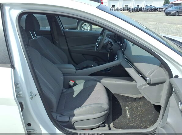 5NPLL4AG4MH048181 2021 HYUNDAI ELANTRA White Սալոնի դիմացի տեսք