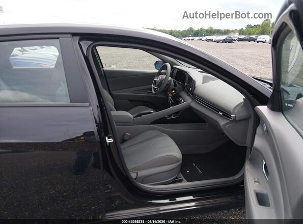 5NPLL4AG4MH050920 2021 HYUNDAI ELANTRA Black Սալոնի դիմացի տեսք