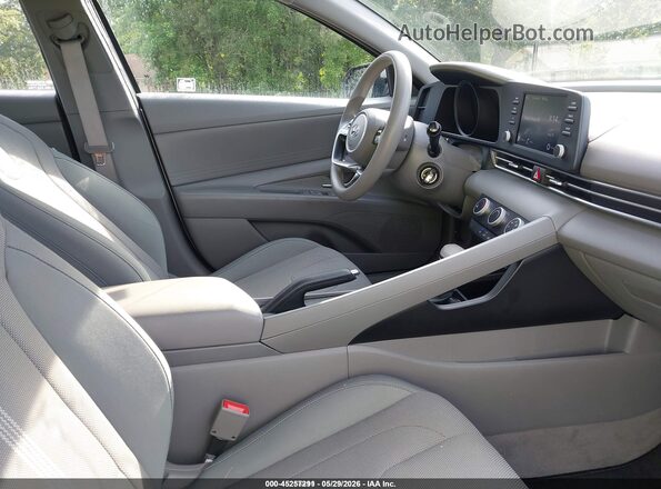 5NPLL4AG5MH042535 2021 HYUNDAI ELANTRA Silver Vista interior delantera