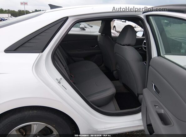 5NPLL4AG5MH048173 2021 HYUNDAI ELANTRA White VIN sticker view