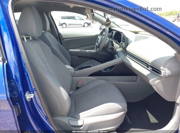 5NPLL4AG5MH049422 2021 HYUNDAI ELANTRA Синий Вид салона спереди