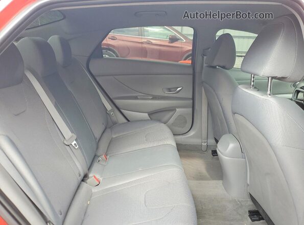 5NPLL4AG5MH050151 2021 HYUNDAI ELANTRA Red Հետևի նստատեղերի տեսք