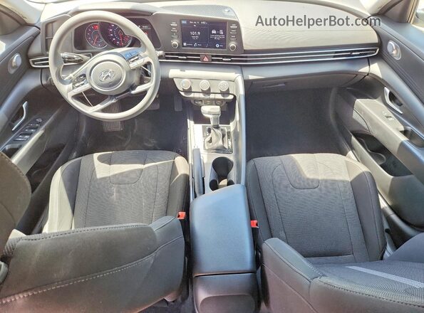 5NPLL4AG6MH014727 2021 HYUNDAI ELANTRA White Вид панелі приладів