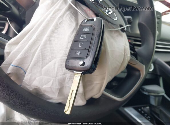 5NPLL4AG6MH036985 2021 HYUNDAI ELANTRA Red Առջևի վահանակի տեսք
