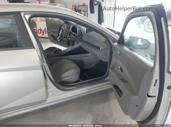 5NPLL4AG6MH042088 2021 HYUNDAI ELANTRA Gray Widok wnętrza z przodu