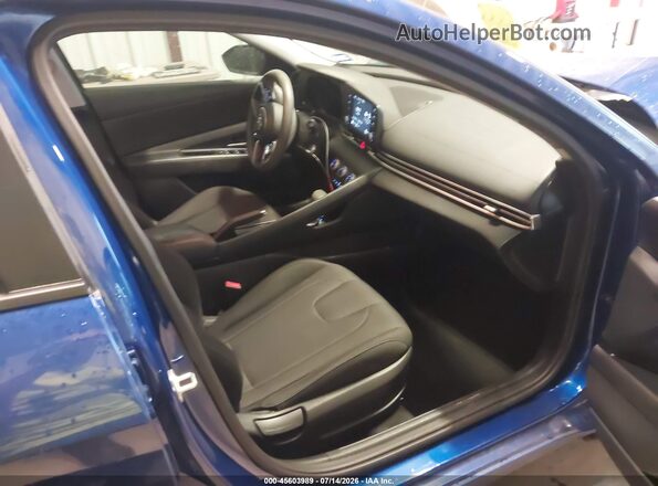5NPLL4AG7NH080723 2022 HYUNDAI ELANTRA Blue Front interior view