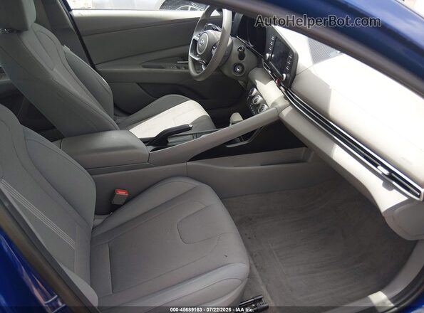 5NPLL4AG7PH095144 2023 HYUNDAI ELANTRA Blue Vista interior delantera