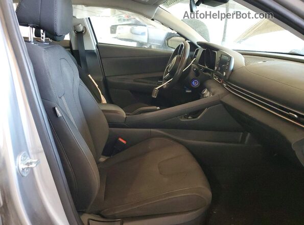 5NPLL4AG8MH041508 2021 HYUNDAI ELANTRA Silver Սալոնի դիմացի տեսք