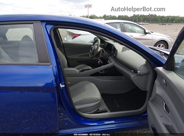 5NPLL4AG9MH048869 2021 HYUNDAI ELANTRA Blue Սալոնի դիմացի տեսք