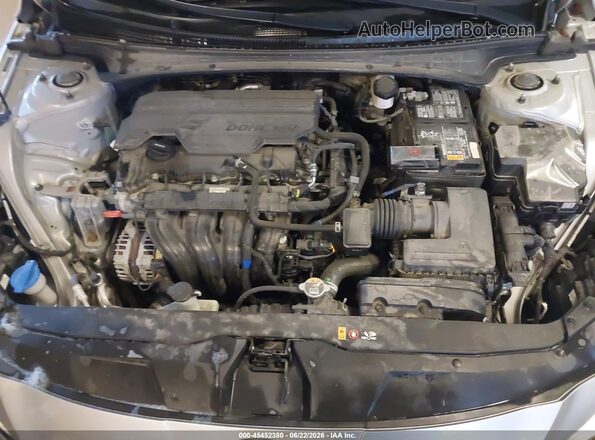 5NPLL4AGXMH049268 2021 HYUNDAI ELANTRA Silver Rear view
