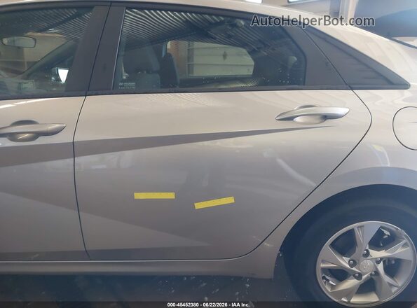 5NPLL4AGXMH049268 2021 HYUNDAI ELANTRA Silver Instrument cluster view