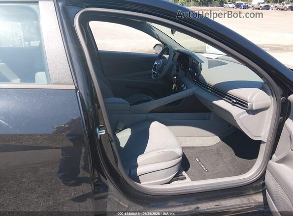 5NPLL4AGXMH049805 2021 HYUNDAI ELANTRA Black Widok wnętrza z przodu