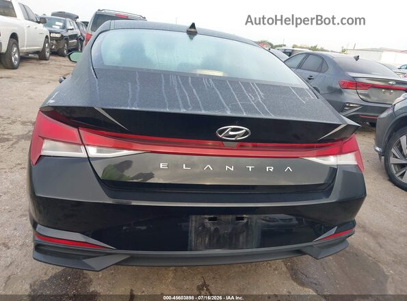 5NPLL4AGXNH072356 2022 HYUNDAI ELANTRA Black 