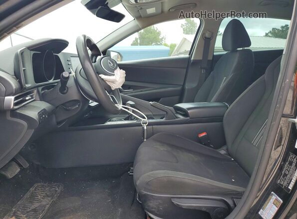 5NPLM4AG2MH002281 2021 HYUNDAI ELANTRA Black Widok wnętrza z przodu