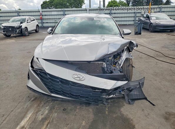 5NPLM4AG2MH038407 2021 HYUNDAI ELANTRA Silver Вид спереду