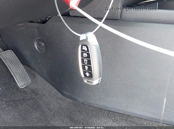 5NPLM4AG2NH080965 2022 HYUNDAI ELANTRA White Vista del salpicadero