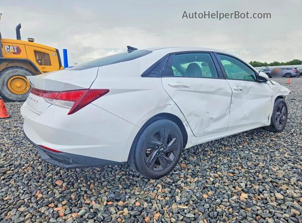 5NPLM4AG3NH053130 2022 HYUNDAI ELANTRA Белый Задняя правая четверть