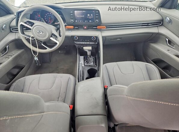 5NPLM4AG3NH053130 2022 HYUNDAI ELANTRA Белый Вид панели приборов