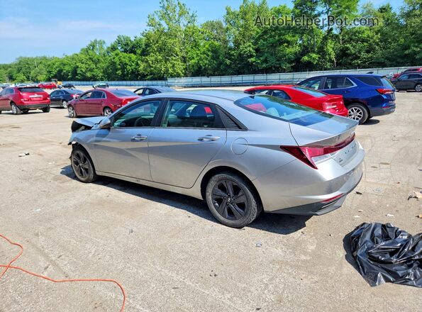5NPLM4AG3NH082904 2022 HYUNDAI ELANTRA Silver Trasero izquierdo
