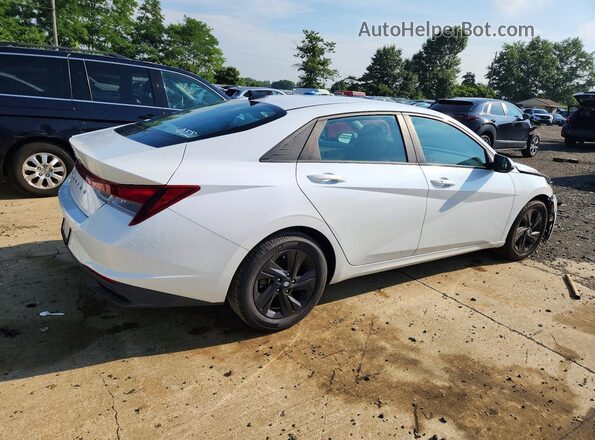 5NPLM4AG4MH001570 2021 HYUNDAI ELANTRA White Trasero derecho