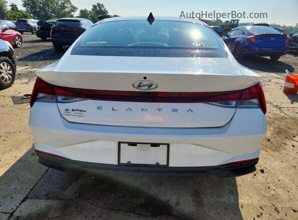 5NPLM4AG4MH001570 2021 HYUNDAI ELANTRA White Vista trasera