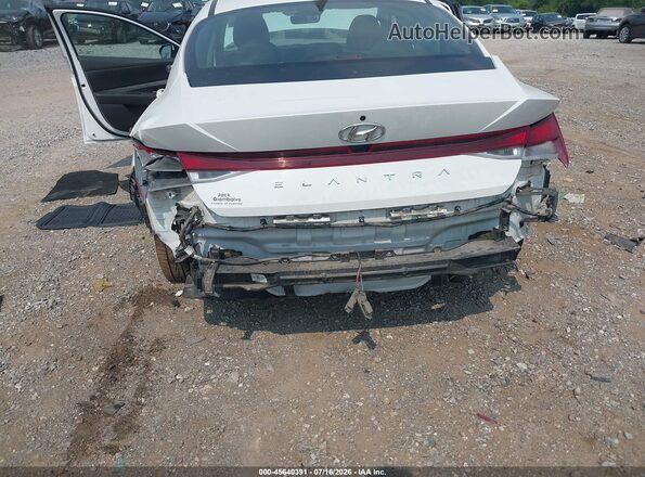 5NPLM4AG4PH095065 2023 HYUNDAI ELANTRA White Вид спереду