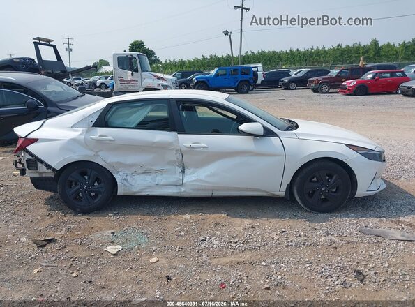 5NPLM4AG4PH095065 2023 HYUNDAI ELANTRA White Вид задньої частини салону