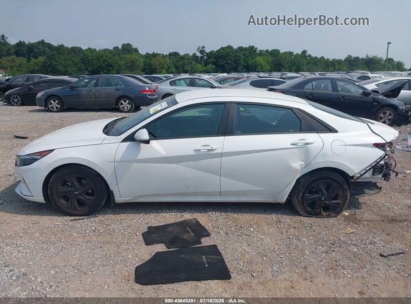 5NPLM4AG4PH095065 2023 HYUNDAI ELANTRA White Панорамний вид салону 360°