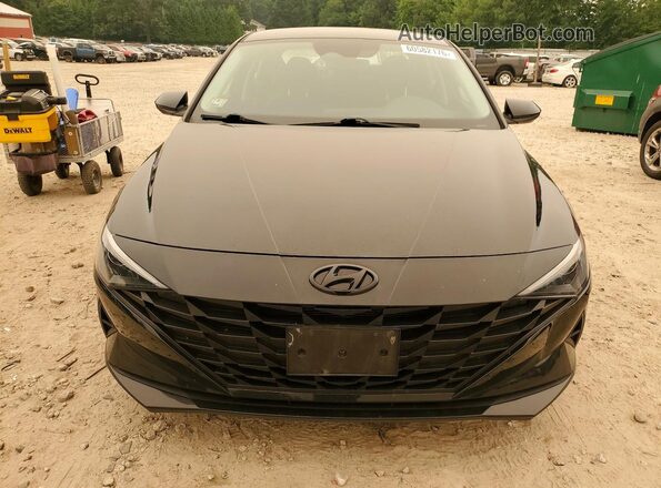 5NPLM4AG5MH032116 2021 HYUNDAI ELANTRA Черный Вид спереди