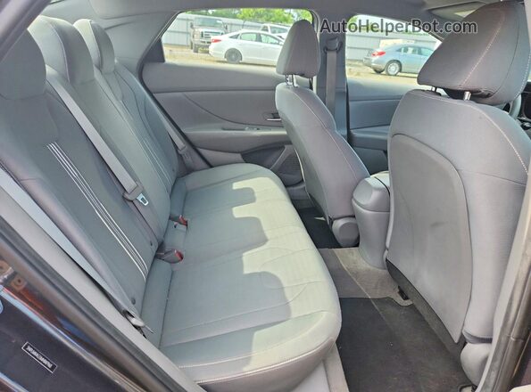 5NPLM4AG5MH047960 2021 HYUNDAI ELANTRA Black Vista de los asientos traseros