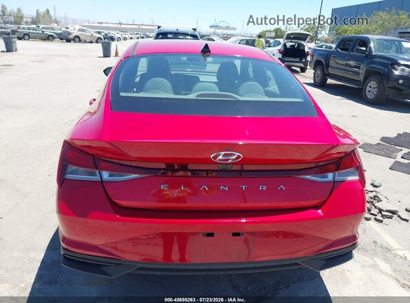 5NPLM4AG5NH057583 2022 HYUNDAI ELANTRA Red 