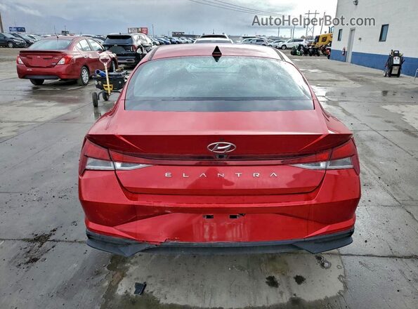 5NPLM4AG5NH064226 2022 HYUNDAI ELANTRA Red Rear view
