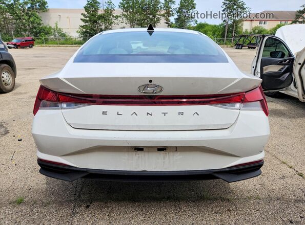 5NPLM4AG5PH103478 2023 HYUNDAI ELANTRA Белый Вид сзади