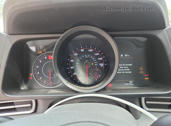 5NPLM4AG5PH103478 2023 HYUNDAI ELANTRA Белый 