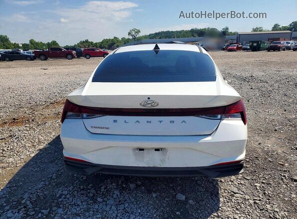 5NPLM4AG6MH010898 2021 HYUNDAI ELANTRA White უკანა ხედი