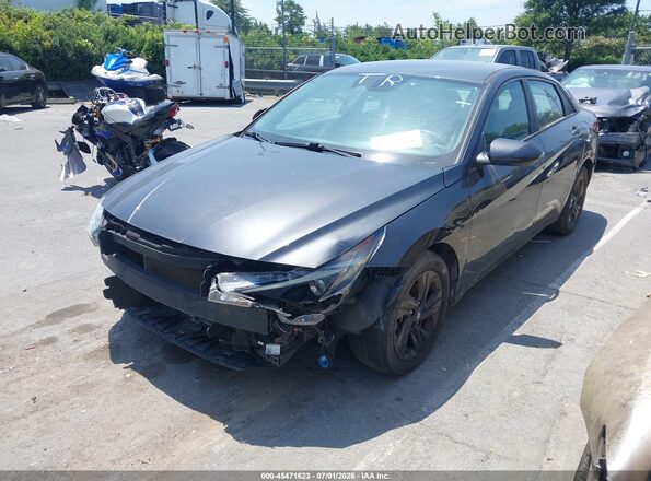 5NPLM4AG6MH011386 2021 HYUNDAI ELANTRA Gray Vista tres cuartos delantera izquierda