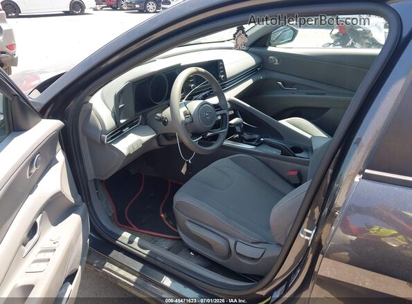 5NPLM4AG6MH011386 2021 HYUNDAI ELANTRA Gray Vista interior delantera