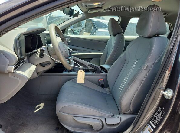 5NPLM4AG6NH079138 2022 HYUNDAI ELANTRA Gray წინა სალონის ხედი