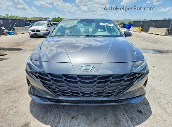 5NPLM4AG6NH079138 2022 HYUNDAI ELANTRA Gray წინა ხედი